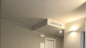 豪華四人房, 花園景觀 | 高級寢具、羽絨被、記憶床墊、客房內保險箱