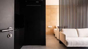 Studio trung tâm thành phố | Bàn ủi/dụng cụ ủi quần áo, truy cập Internet không dây miễn phí