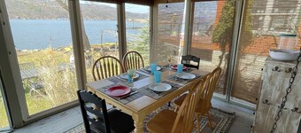 Year-round, beautiful lake front home on Canandaigua Lake. 20-min to Ski Resorts