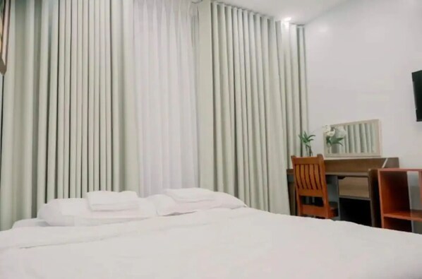 3 makuuhuonetta, silitysrauta/-lauta, Wi-Fi, vuodevaatteet