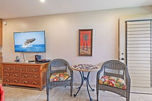 Interior - Beach View Condo - Few Steps from Napili Beach - The Napili Bay Resort #111  (Lahain)