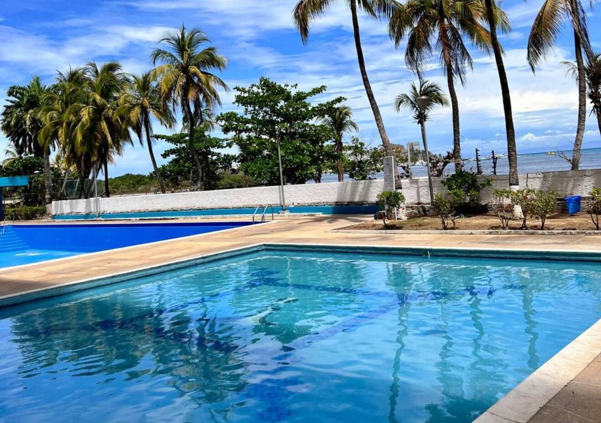 4 Star Hotels