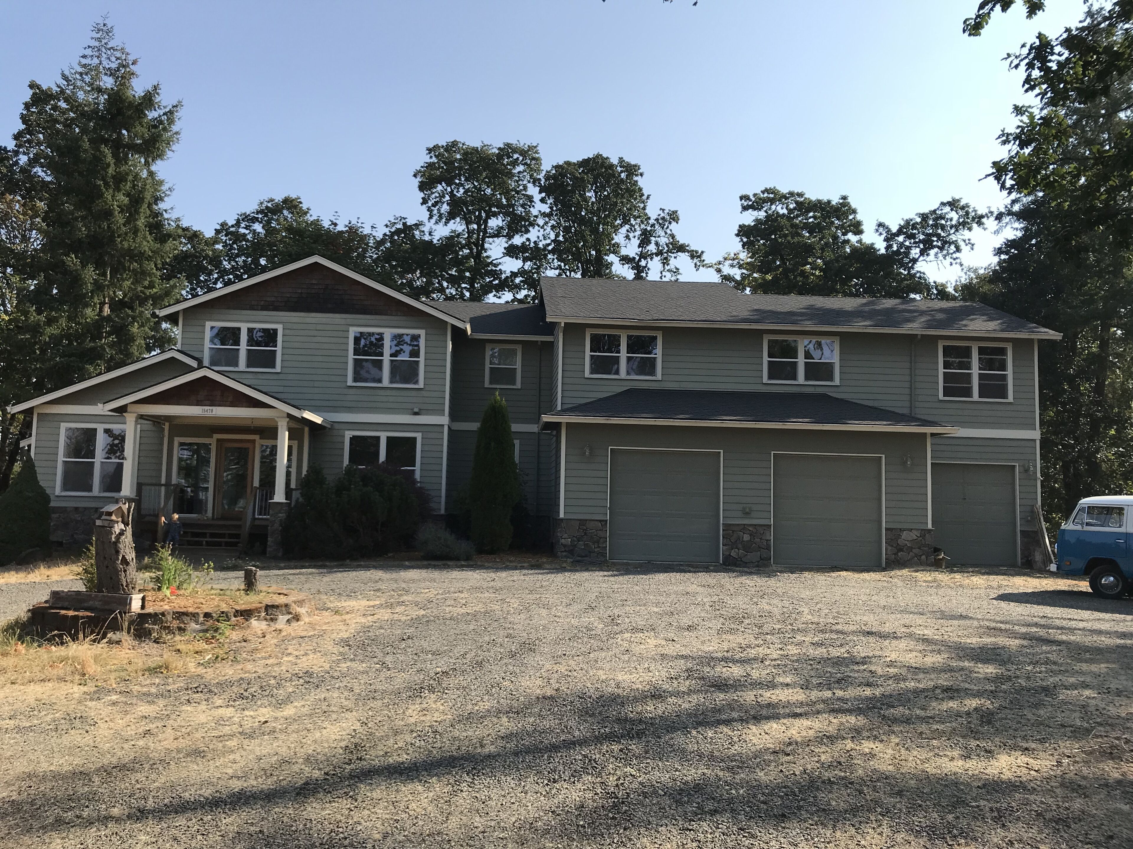 Large Spacious Home In the Country