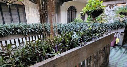 Clean Transient house, short stay