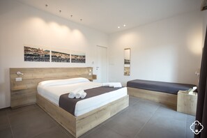 Egyptian cotton sheets, premium bedding, down comforters - Fico Finestra Contemporanea (Ragusa)