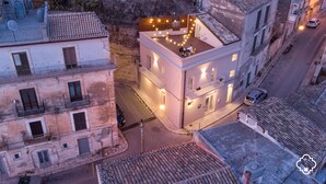 Exterior - Fico Finestra Contemporanea (Ragusa)