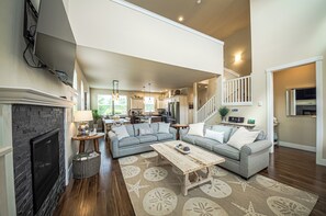 Télévision, cheminée