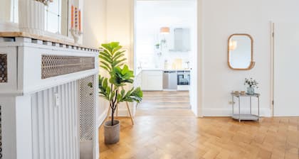 Altbauwohnung bis 4 Personen "TENDER" im Schanzenviertel - Erdgeschoss