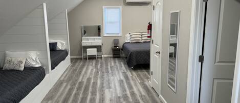 3 habitaciones, tabla de planchar con plancha y wifi gratis