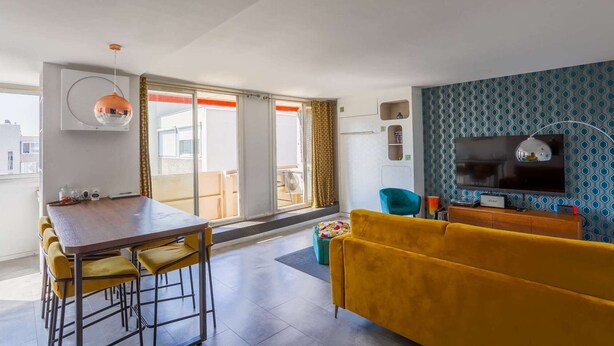 Interior - Happy 70's - Family Place (Villeurbanne)