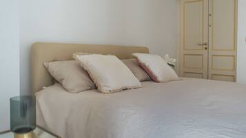 2 chambres, fer et planche Ă repasser, Wi-Fi, draps fournis