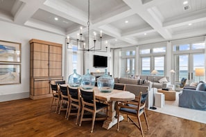 TV - Private Salt Water Pool! Gulf Front! Carriage House! LSV! (Santa Rosa Beach)