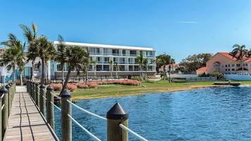 Harbor Island Beach Club Resort Marina