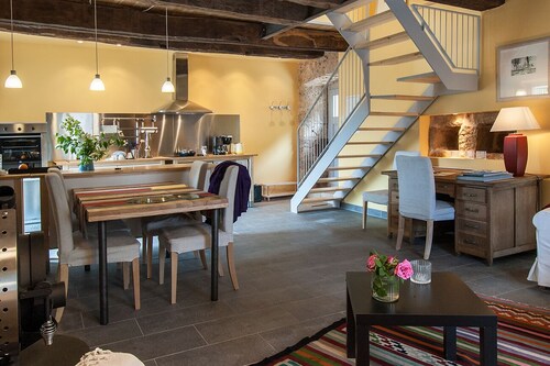 Gite de la Cascade, Pour 4 Personnes, Animaux Acceptés, Entre Rodez et Conques