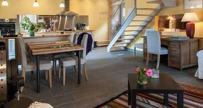 Gite de la Cascade, Pour 4 Personnes, Animaux Acceptés, Entre Rodez et Conques