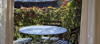 Gite de la Cascade, Pour 4 Personnes, Animaux Acceptés, Entre Rodez et Conques