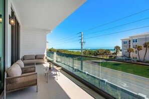 Property grounds - Seaside Escape | NEW Beach Condo with Ocean Views, Huge Master, Resort Amenities (Melbourne Beach)