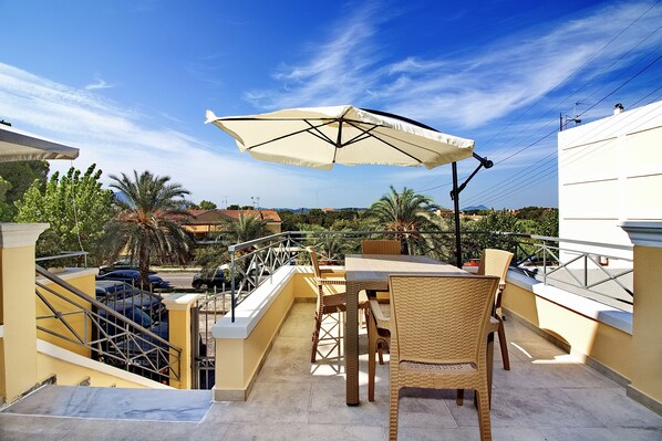 基础公寓 | 露台