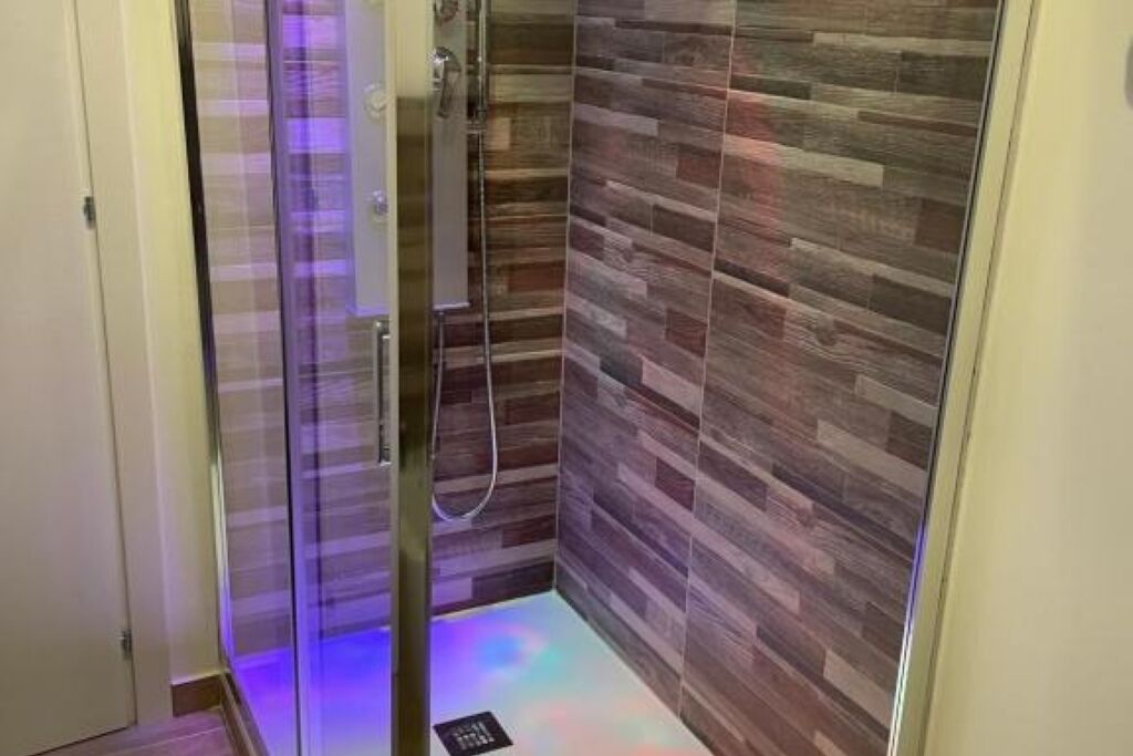 Shower, bidet