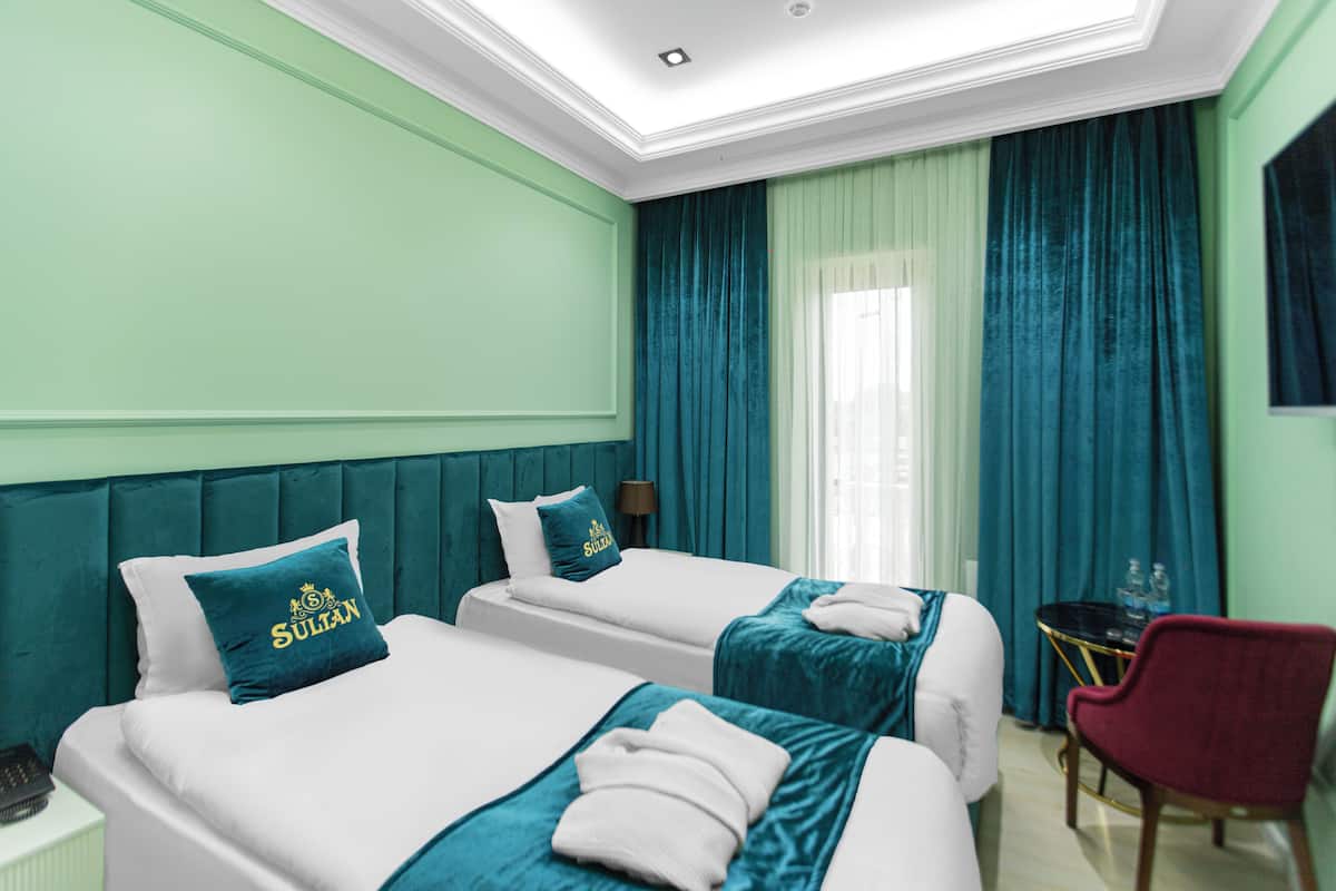 Classic Double or Twin Room | Select Comfort beds, minibar (free items), in-room safe, desk