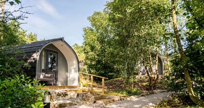 Long Ashes - Tan - a long ashes park that sleeps 2 guests in 1 bedroom