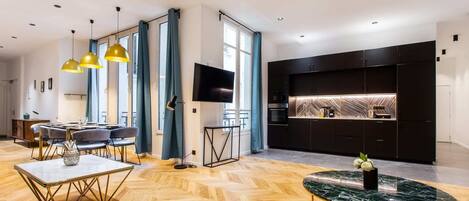 Gallery Apartment (8) | Living area | 60-inch TV with digital channels