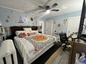 2 室のベッドルーム、WiFi