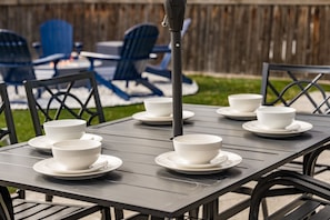 Outdoor dining
