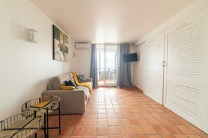 Living area - Suite en Résidence, vue mer à Tartane (La Trinité)