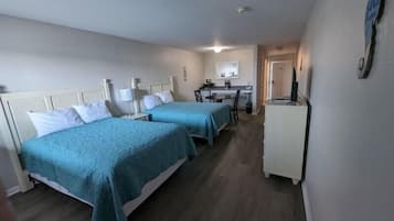 Standard-Doppelzimmer | 1 Schlafzimmer, laptopgeeigneter Arbeitsplatz, Verdunkelungsvorhänge