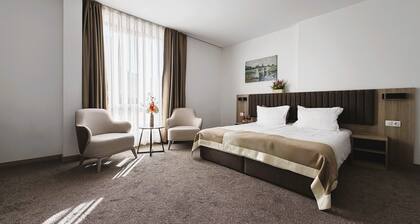 Evelin Deluxe House