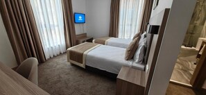 Deluxe Twin Room, City View