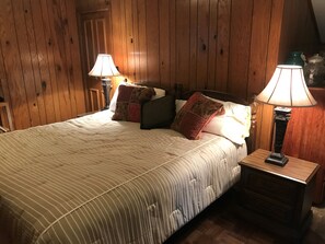 7 makuuhuonetta, silitysrauta/-lauta, Wi-Fi, vuodevaatteet