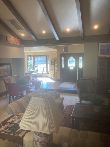 ECLIPSE WATCHING! Spacious 5-bedroom in beautiful Heber Springs