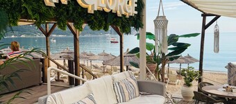 Art House Pagoi, Sleeps 6, Parking, Near The Beach