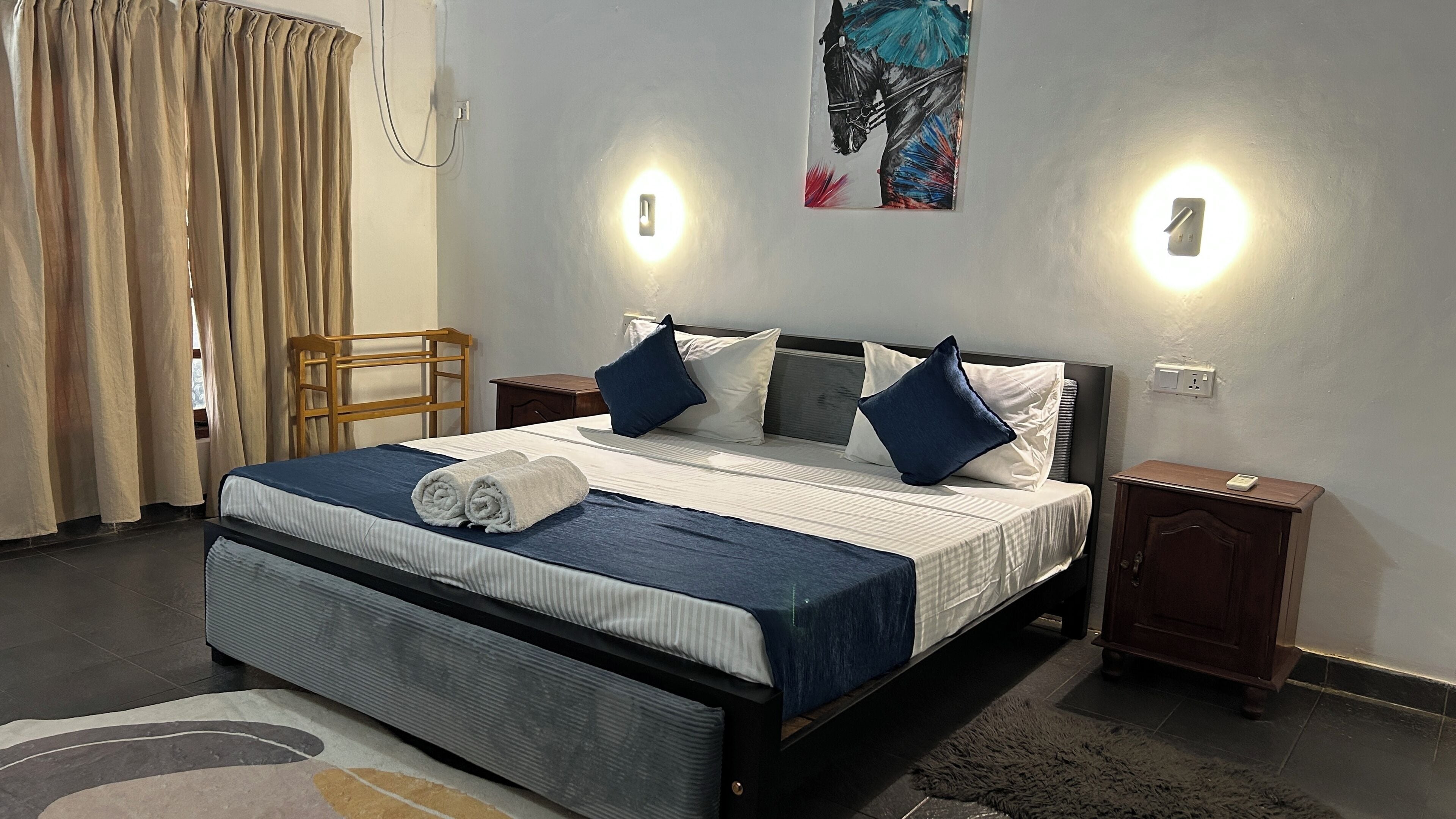 1 bedroom, desk, iron/ironing board, WiFi