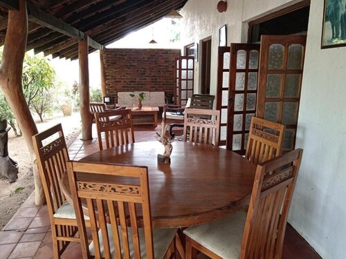 Family Room - Eagles Wing's GuestHouse