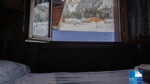 2 chambres, fer et planche à repasser, lit parapluie, Wi-Fi gratuit