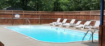 Hickory Hollow Resort
