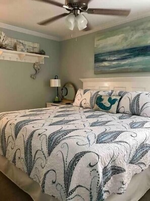 1 soverom, strykejern/-brett, wi-fi (inkludert) og sengetøy