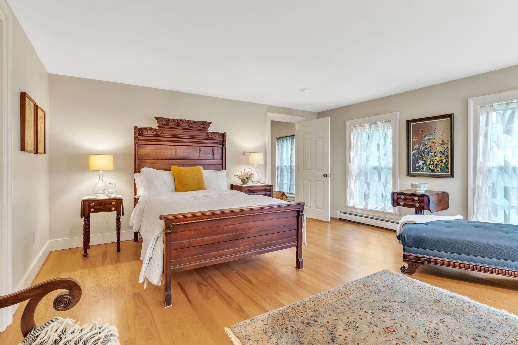 3 bedrooms, desk, iron/ironing board, WiFi