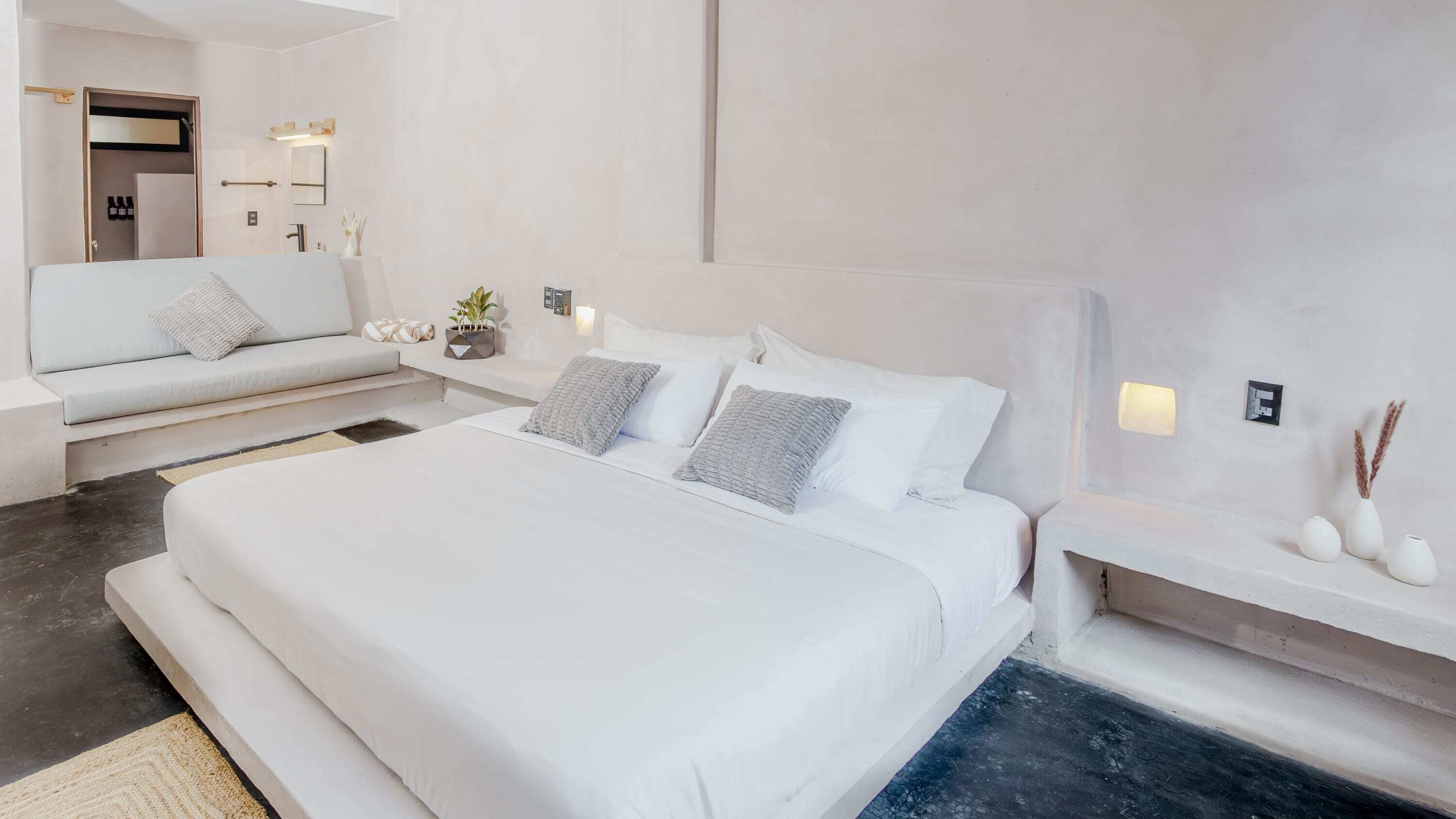 1 bedroom, desk, iron/ironing board, travel cot