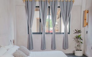 1 bedroom, desk, iron/ironing board, travel crib - King Loft · Private Entry · Calm Zicatela (Puerto Escondido)