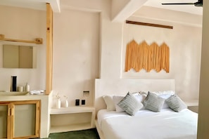 1 Schlafzimmer, Schreibtisch, Bügeleisen/Bügelbrett, Reisekinderbett