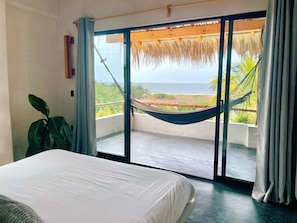 2 多间卧室、办公桌、熨斗/熨衣板、旅行婴儿床