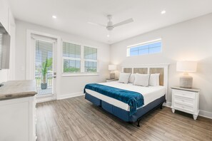 3 bedrooms, iron/ironing board, free WiFi, bed sheets - Eco-Friendly Home with Pool and Game Room! - Baydream Believer at Hunter’s Point (Cortez)