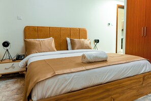 Blackout drapes, soundproofing, iron/ironing board, free WiFi
