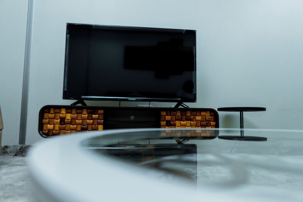 TV