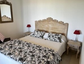 2 bedrooms