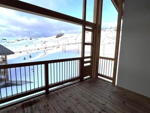 Property grounds - Ski-in/ski-out & foot of the slopes, 5th floor, swimming pool, balcony, parking, tv, ski locker (Huez)